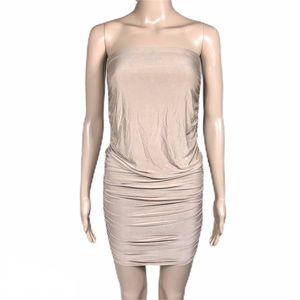 NWT Boohoo Strapless Ruched Tube Dress